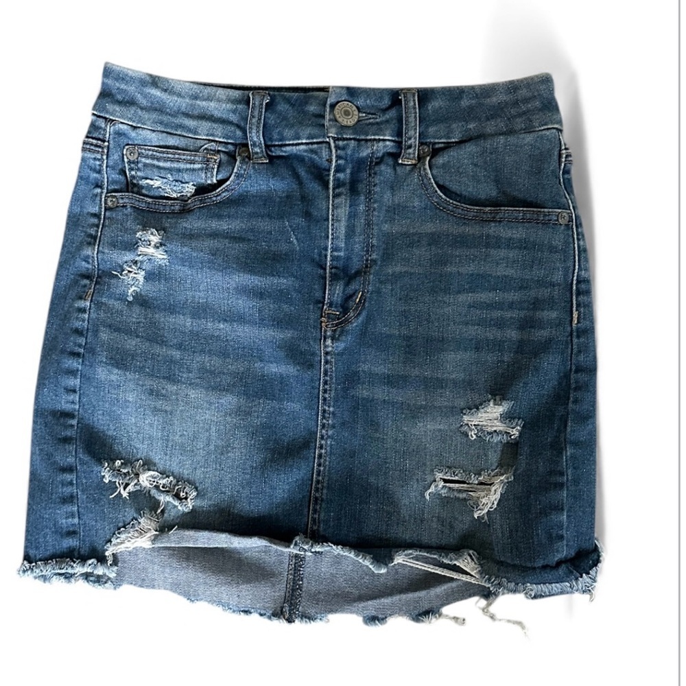 American Eagle Outfitters Blue Distressed Mini Skirt size 6